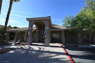 Photo #1: 2421061 Listing 