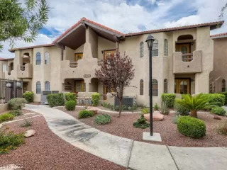 Photo #1: 2421074 Listing