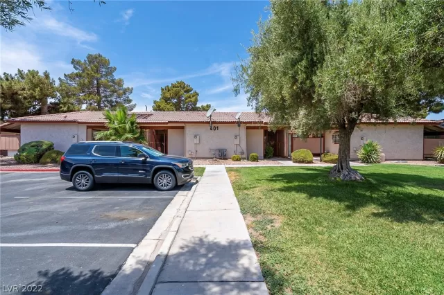 MLS: 2421107 Condo For Sale