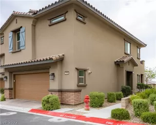 Photo #1: 2421132 Listing 