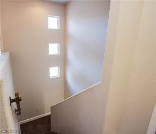 Photo #5: 2421154 Listing