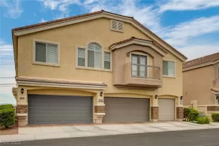 Photo #1: 2421162 Listing