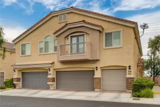 Photo #2: 2421162 Listing