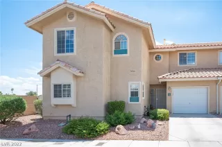 Photo #2: 2421185 Listing