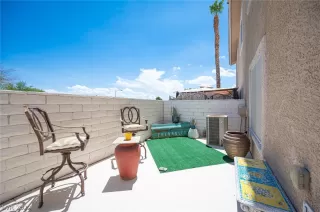 Photo #3: 2421185 Listing