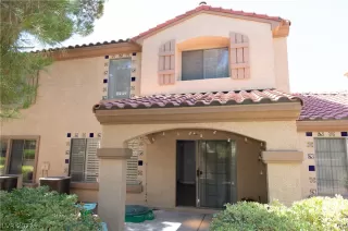 Photo #1: 2421204 Listing