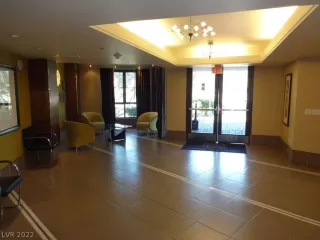 Photo #1: 2421205 Listing 