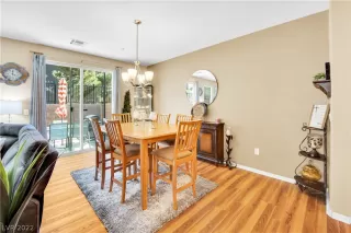 Photo #6: 2421312 Listing