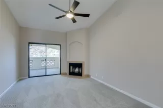 Photo #3: 2421318 Listing