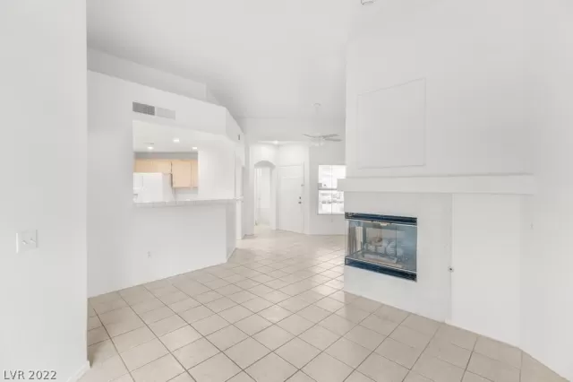 MLS: 2421321 Condo For Sale