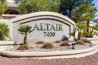 Photo #1: 2421321 Listing