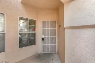 Photo #5: 2421321 Listing