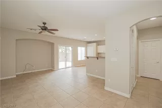 Photo #1: 2421322 Listing 