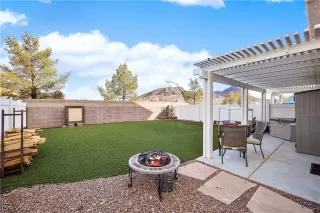 Photo #3: 2421338 Listing