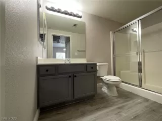 Photo #5: 2421354 Listing 