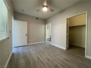 Photo #6: 2421354 Listing 
