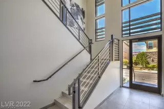 Photo #1: 2421367 Listing