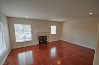 Photo #2: 2421402 Listing 