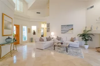 Photo #3: 2421477 Listing 