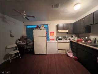 Photo #5: 2421537 Listing 