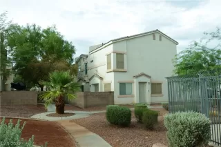 Photo #4: 2421584 Listing 