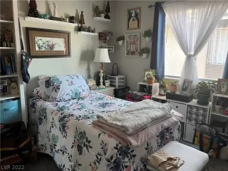 Photo #3: 2421617 Listing