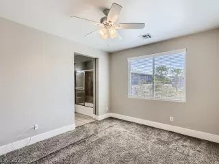 Photo #6: 2421651 Listing