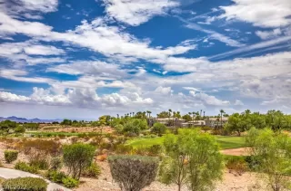 Photo #1: 2421657 Listing 