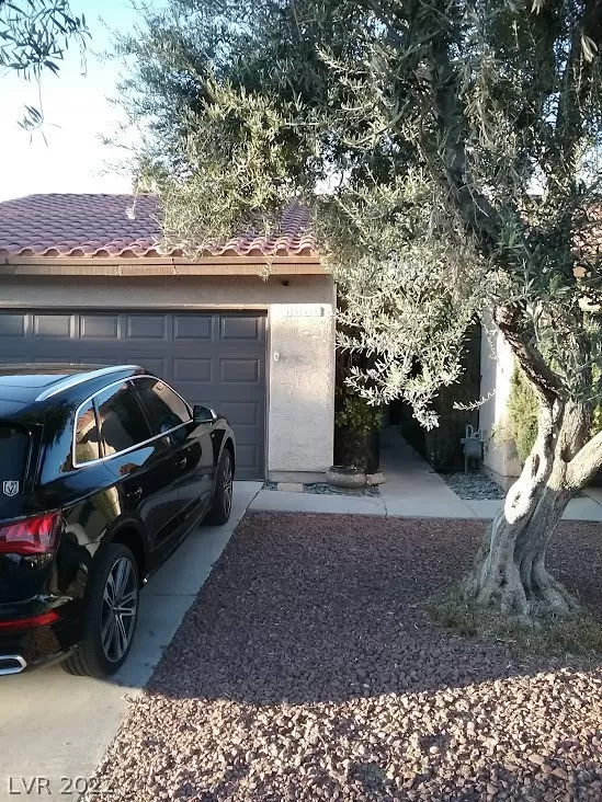 MLS: 2421659 Condo For Sale