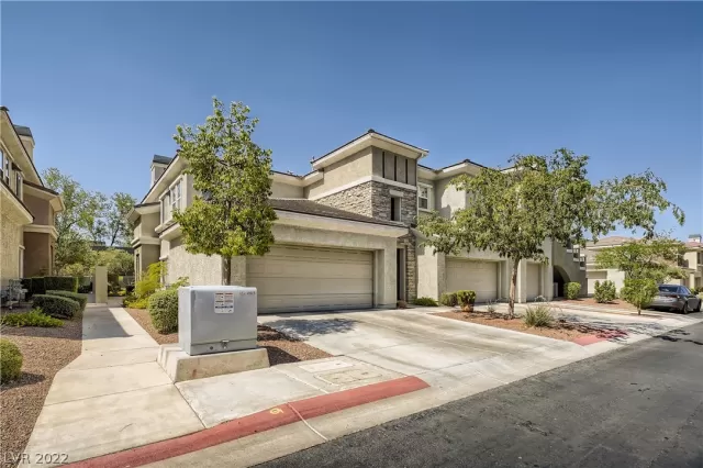 MLS: 2421730 Condo For Sale