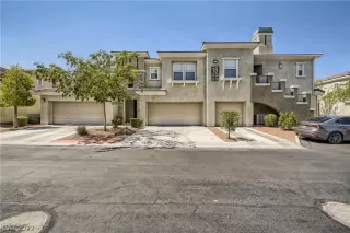 Photo #1: 2421730 Listing 