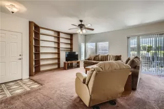 Photo #5: 2421730 Listing 