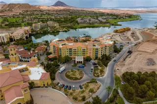 Photo #2: 2421735 Listing