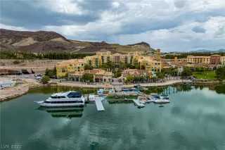 Photo #3: 2421735 Listing