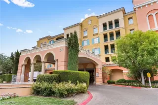 Photo #4: 2421735 Listing