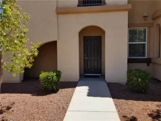 Photo #1: 2421846 Listing 