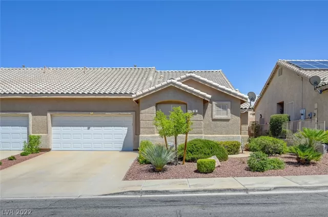 MLS: 2421855 Condo For Sale