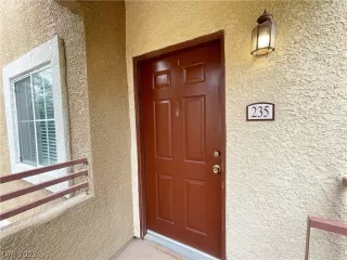 Photo #1: 2421894 Listing 