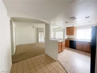 Photo #2: 2421894 Listing 