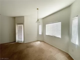 Photo #4: 2421894 Listing 