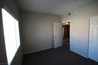 Photo #6: 2421897 Listing 