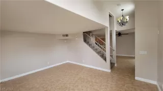 Photo #3: 2421922 Listing 