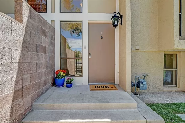 MLS: 2421949 Condo For Sale