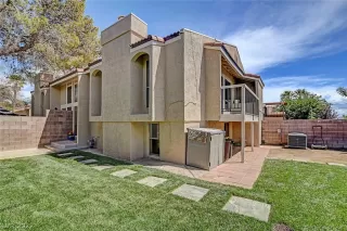 Photo #2: 2421949 Listing 