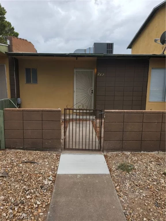 MLS: 2421973 Condo For Sale