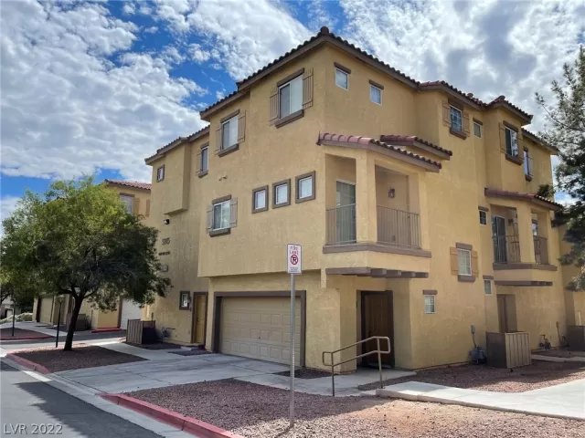 MLS: 2422007 Condo For Sale