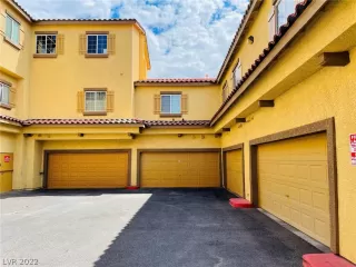 Photo #2: 2422007 Listing 