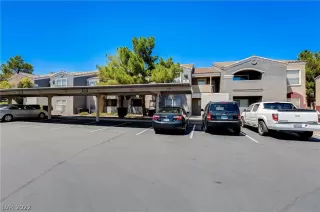 Photo #4: 2422114 Listing