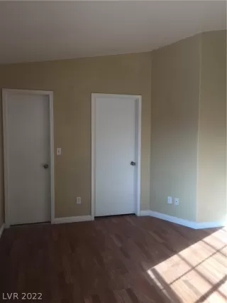 Photo #6: 2422138 Listing 