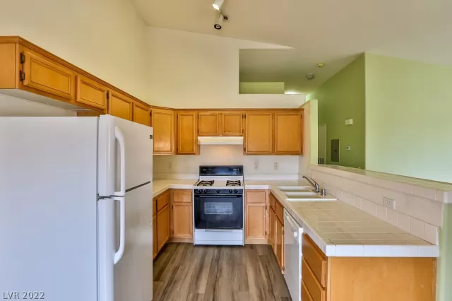MLS: 2422171 Condo For Sale